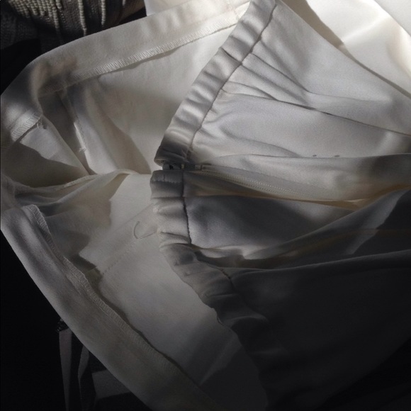 3pc suit. This suit is like no other great material - Picture 5 of 6